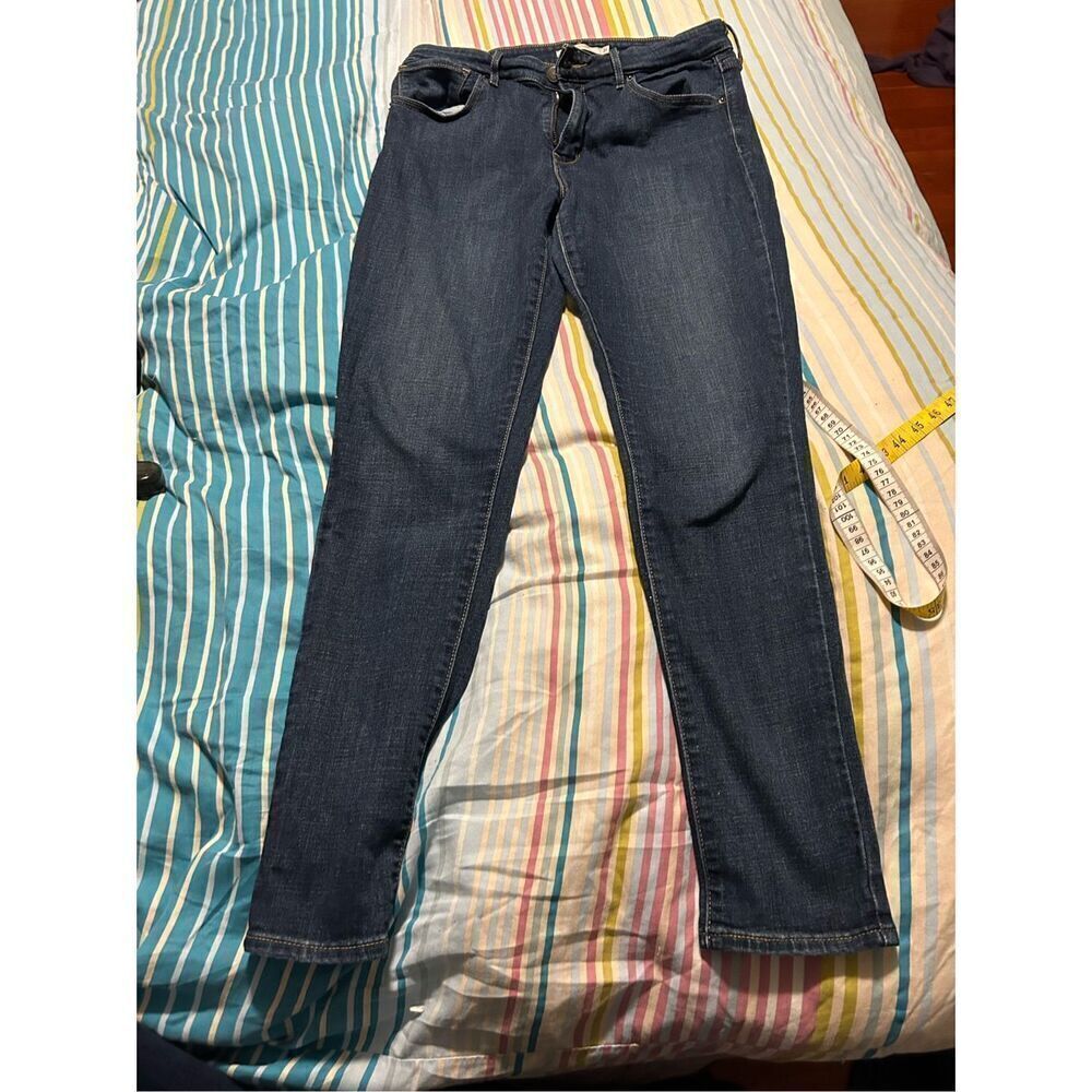 Levi’s 721 High Rise Skinny Jeans Size 31
